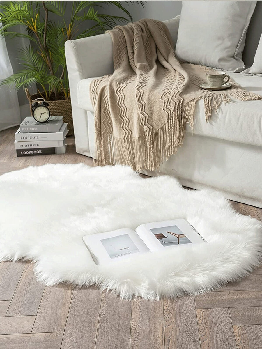 1pc Soft Faux Fur Rug, Fluffy White Carpet, Suitable For Living Room, Bedroom Floor, Machine Washable, Can Be Used For Chair, Sofa, Bedside, Creating Luxurious Modern Home Decor