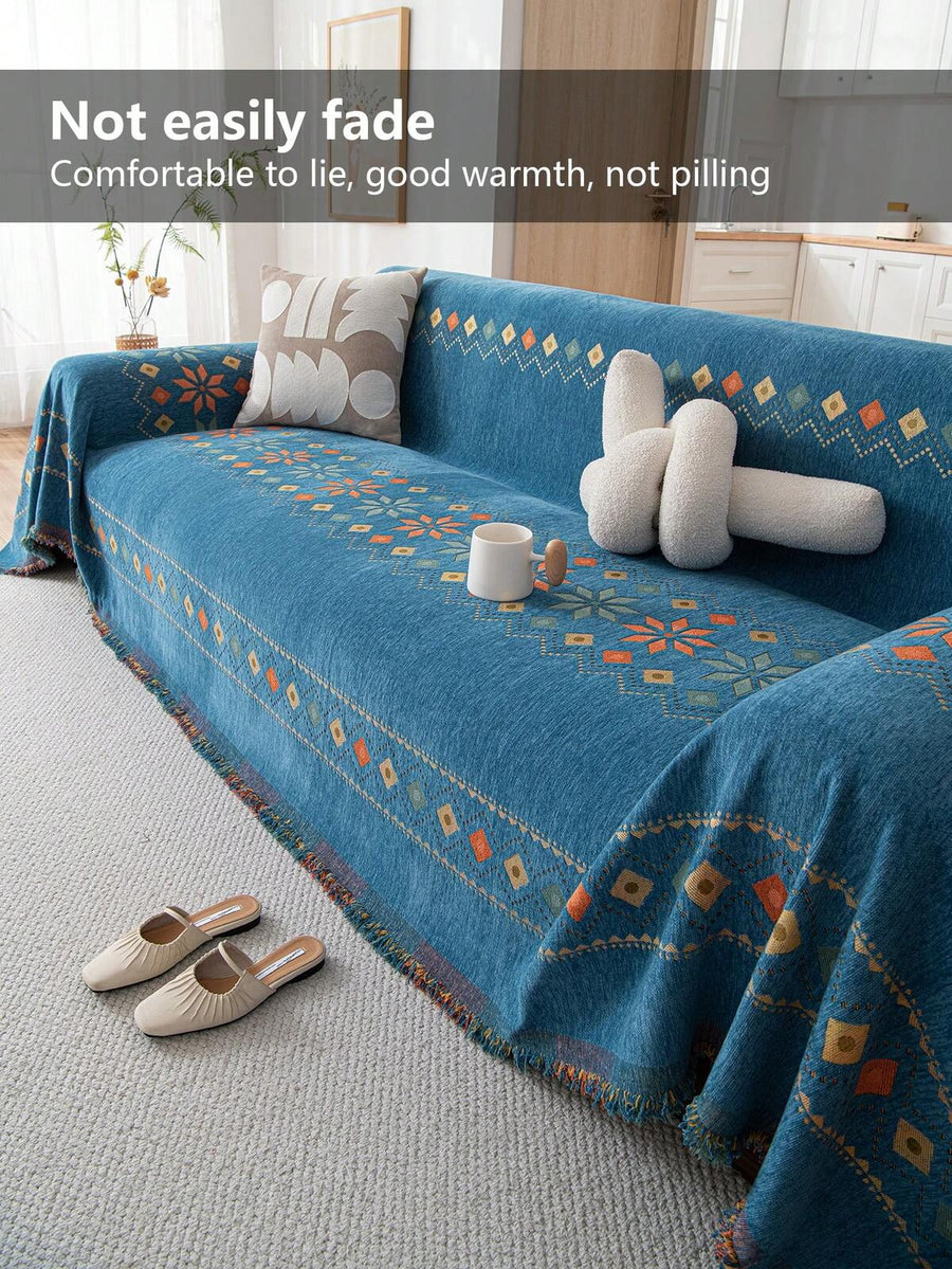 1pc Chenille Sofa Cover, Bohemian Style, Dust-Proof, Anti-Fouling, Fade-Resistant Sofa Protector, Anti-Cat Scratch, 4-Season Usable And Machine Washable Sofa Blanket